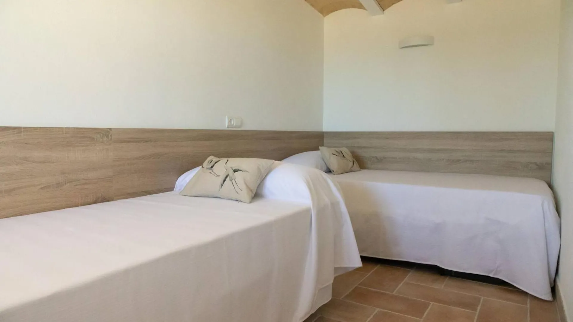 Chalet Santolina - Casa Rural En L'Ampolla Con Piscina Privada, Jardin Y Barbacoa - Deltavacaciones